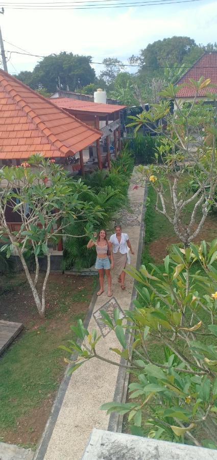 Dream Beach Hostel Lembongan Exteriör bild