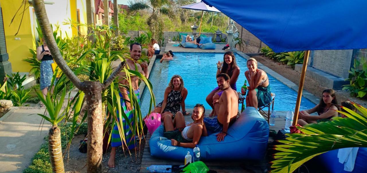 Dream Beach Hostel Lembongan Exteriör bild